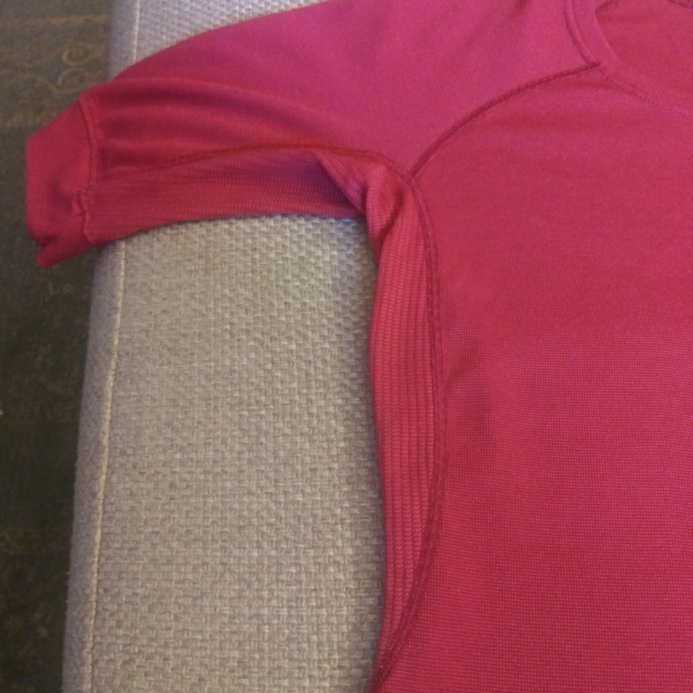 Patagonia. Women"s capilene cool lightweight shirt - Picture 8 of 8